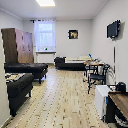 Palac Pod Bocianim Gniazdem Runowo  Exteriér fotografie