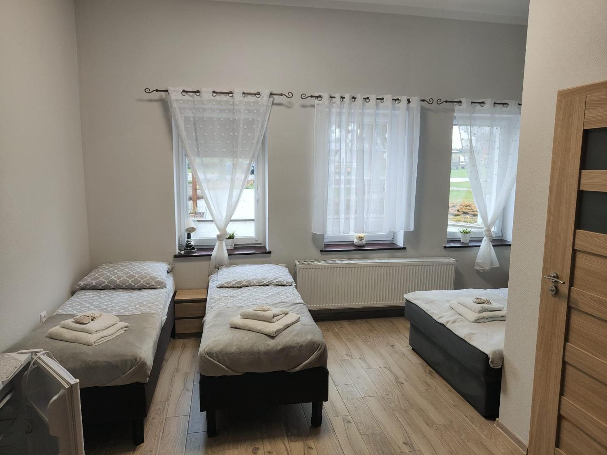 Palac Pod Bocianim Gniazdem Runowo  Exteriér fotografie
