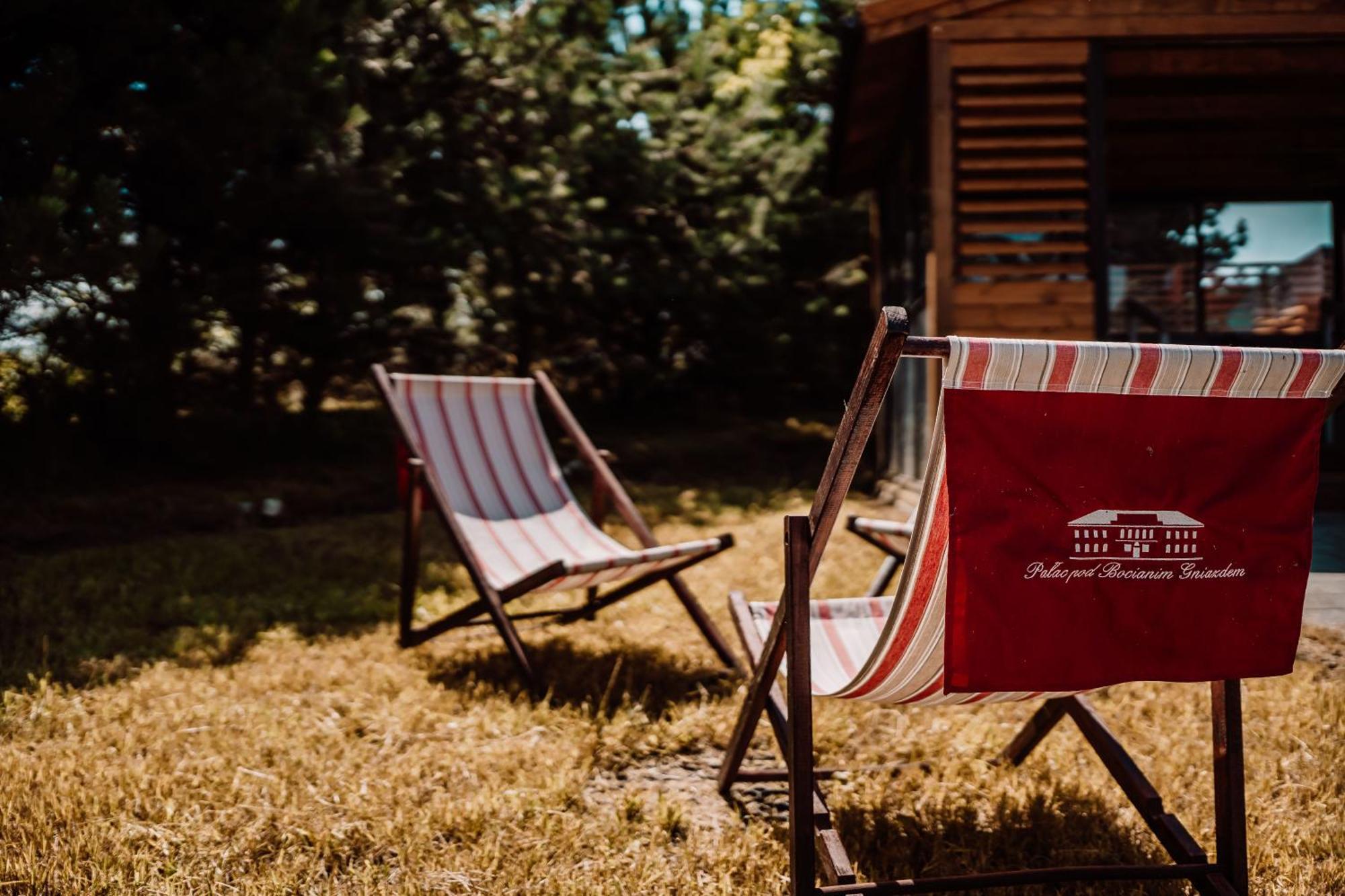 Palac Pod Bocianim Gniazdem Runowo  Exteriér fotografie