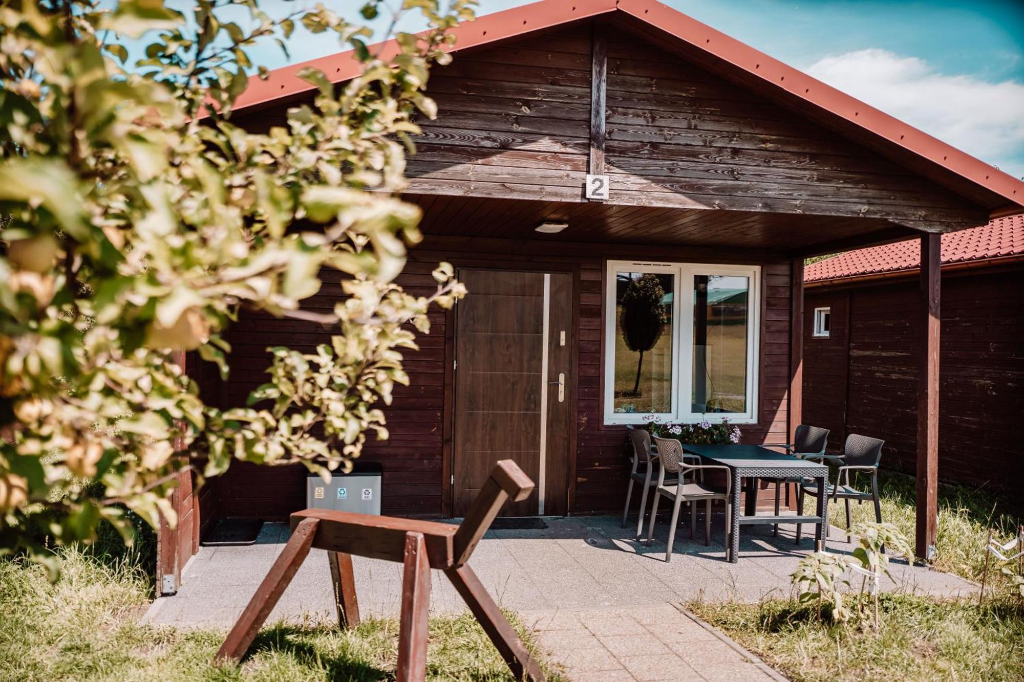 Palac Pod Bocianim Gniazdem Runowo  Exteriér fotografie
