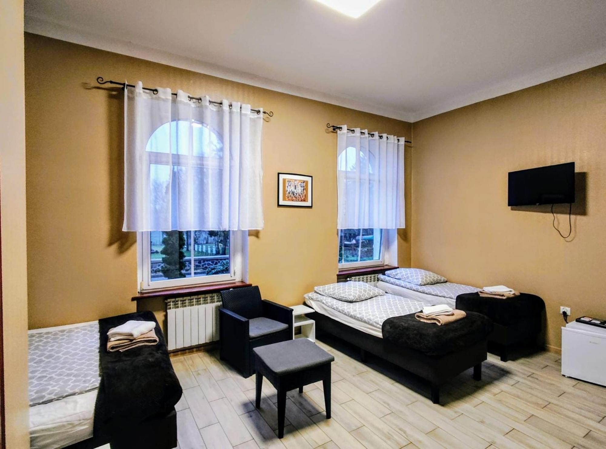 Palac Pod Bocianim Gniazdem Runowo  Exteriér fotografie